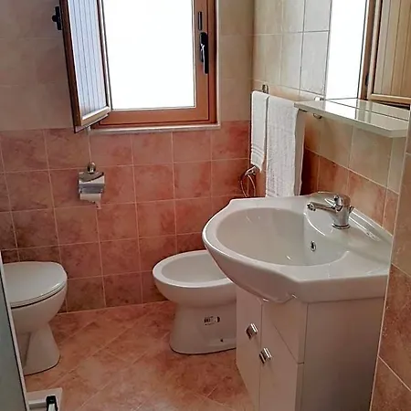 فندق مبيت وإفطار Micucco 3*
